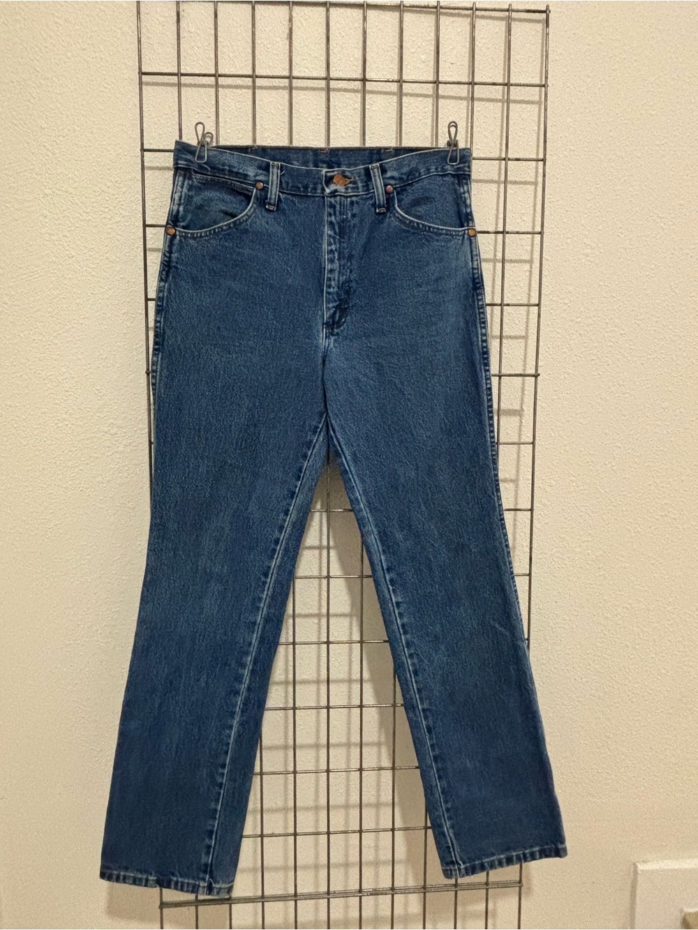 Wrangler Men's Straight-Leg Denim Jeans in Blue